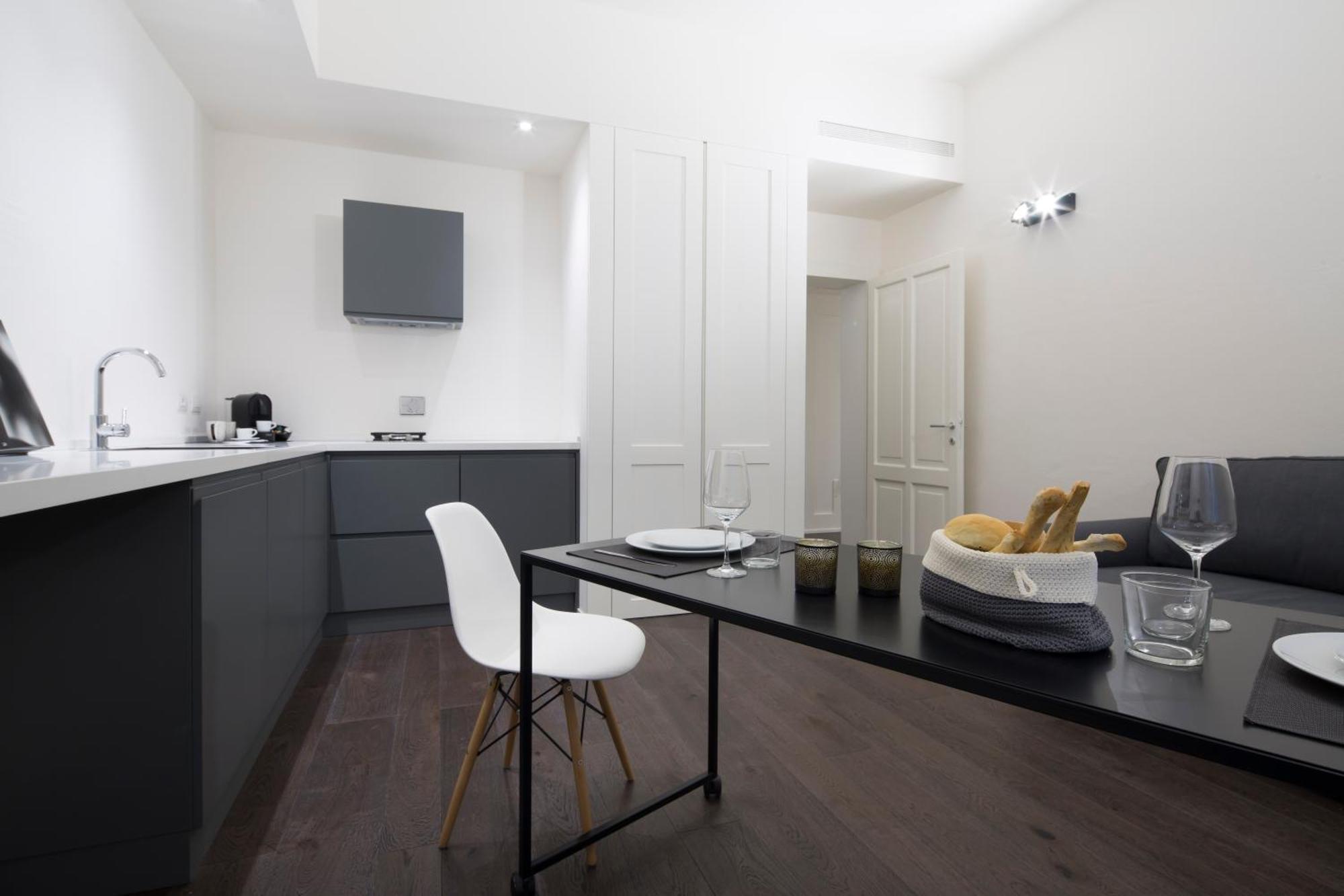 Emilia Suite Express مودينا الغرفة الصورة