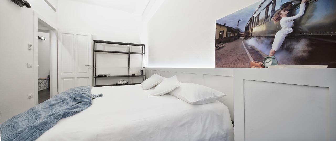 Emilia Suite Express مودينا المظهر الخارجي الصورة